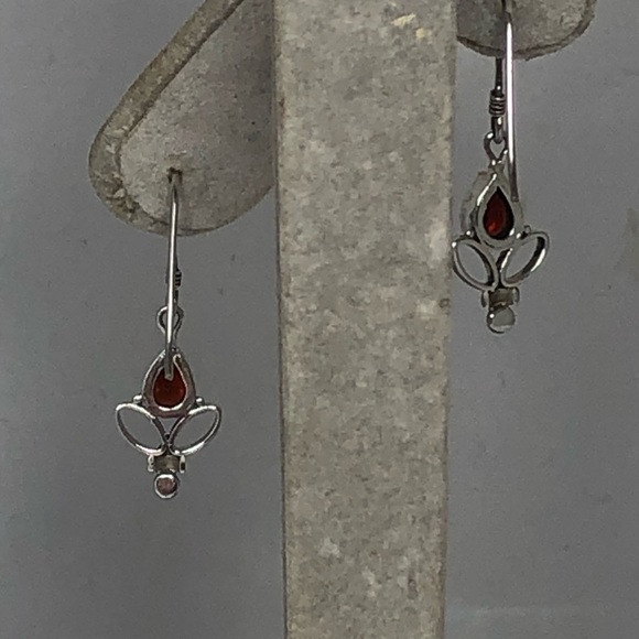 Vera Wolf Sterling Silver and Garnet Earrings - Picture 5 of 6